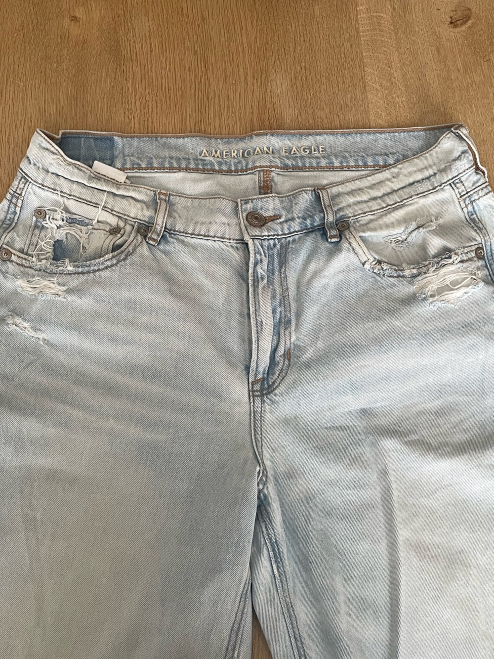 American Eagle Outfitters Light Blue Distressed  Jeans